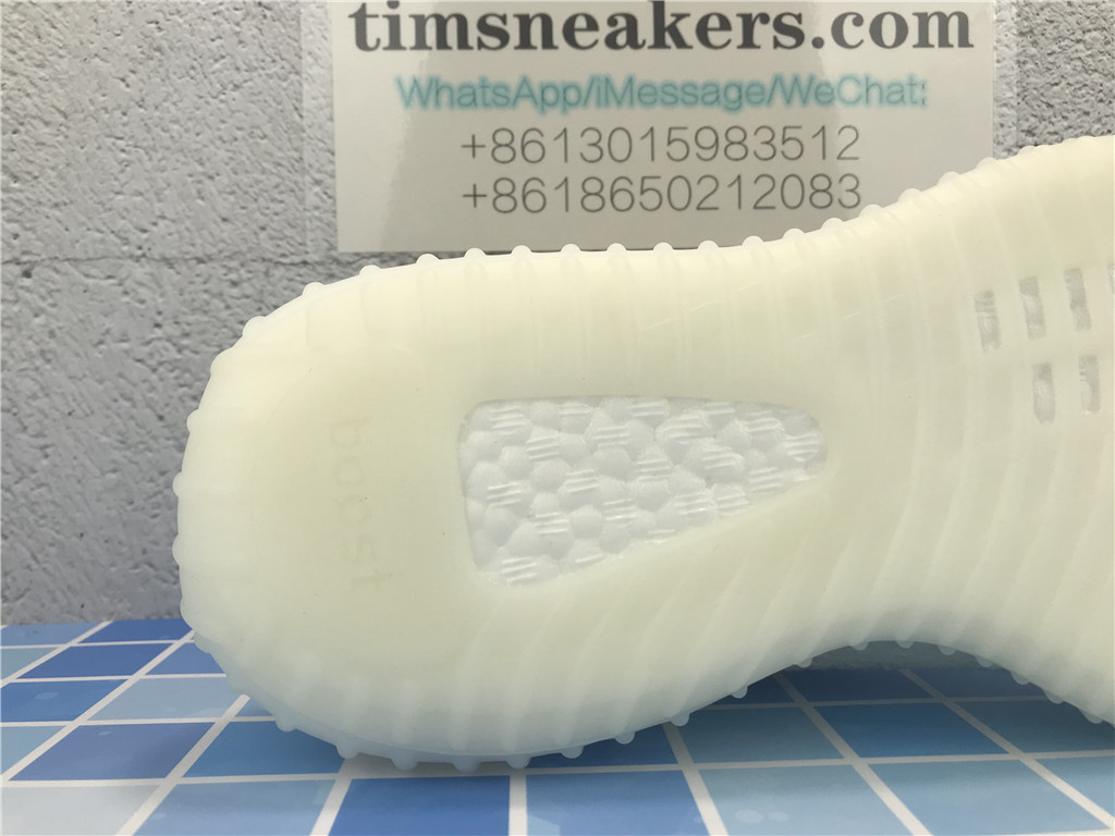 Yeezy Boost 350 V2 Cream White Triple White - CP9366